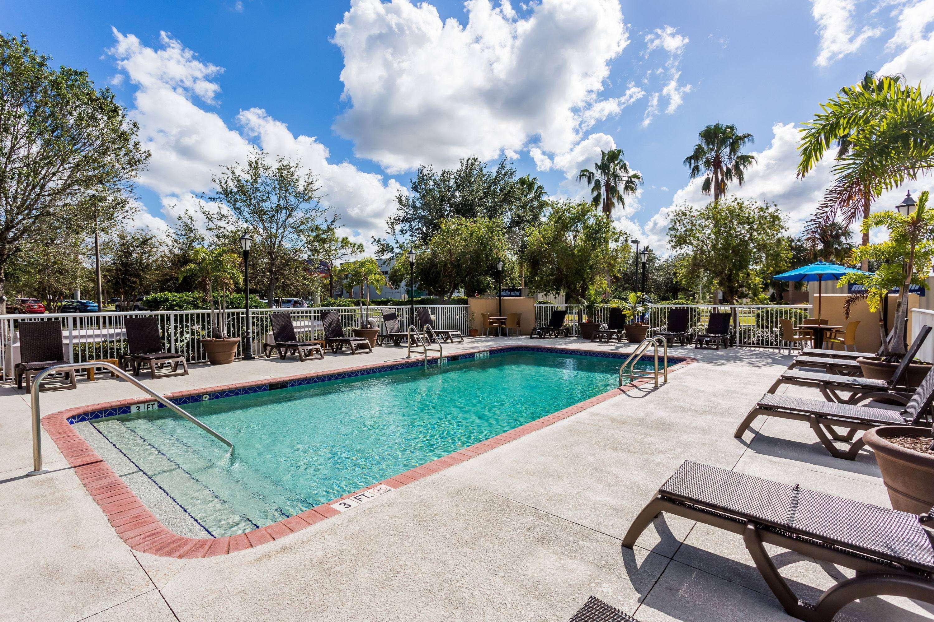Baymont By Wyndham Fort Myers Airport Luaran gambar