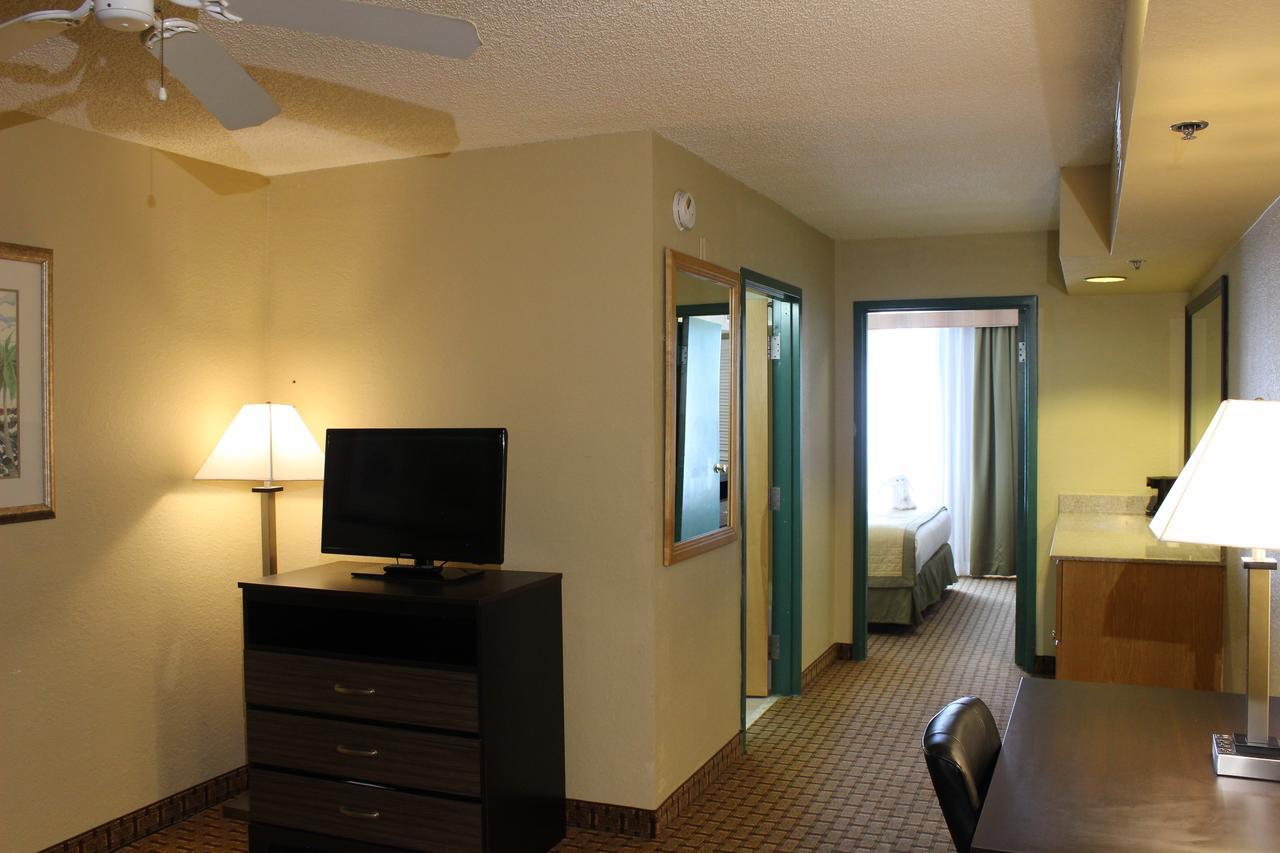 Baymont By Wyndham Fort Myers Airport Hotel Luaran gambar